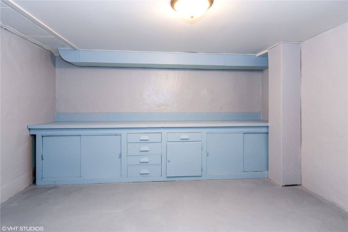 805 Oak Street, Muscatine, IA 52761