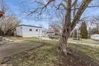 805 Oak Street, Muscatine, IA 52761