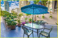 236 Liliuokalani Ave #304, Honolulu, HI 96815