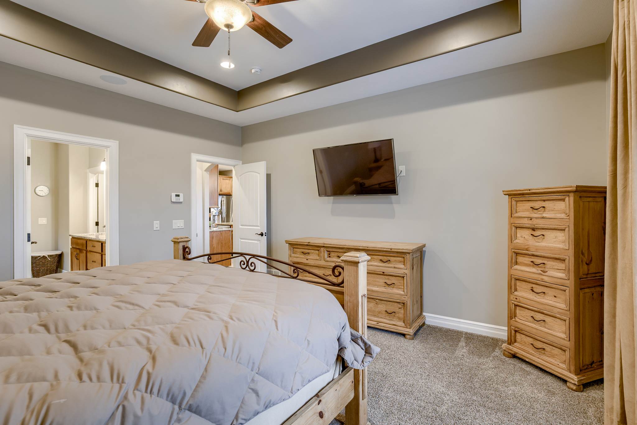 20011 Maple Street, Gretna, NE 68028