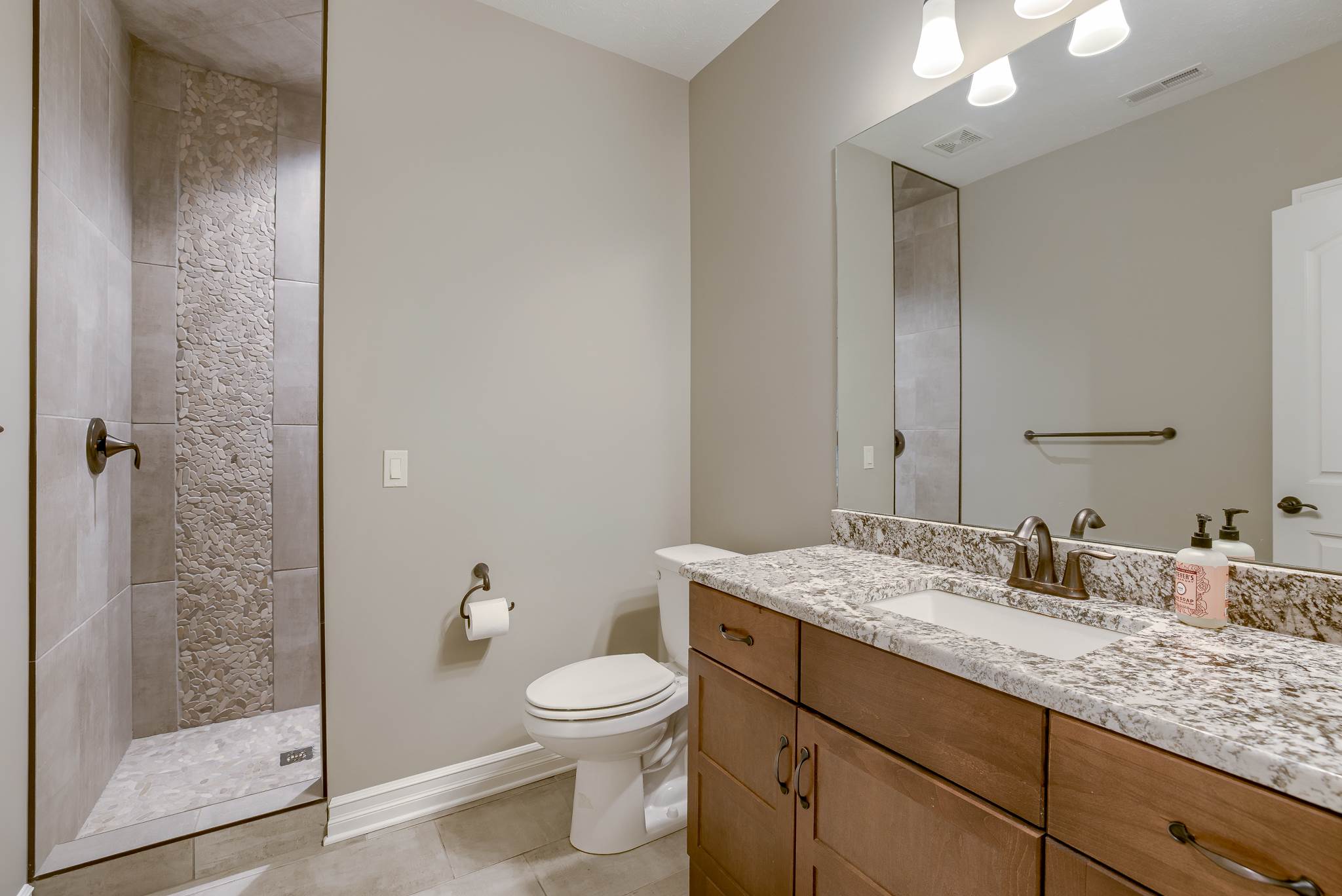 20011 Maple Street, Gretna, NE 68028