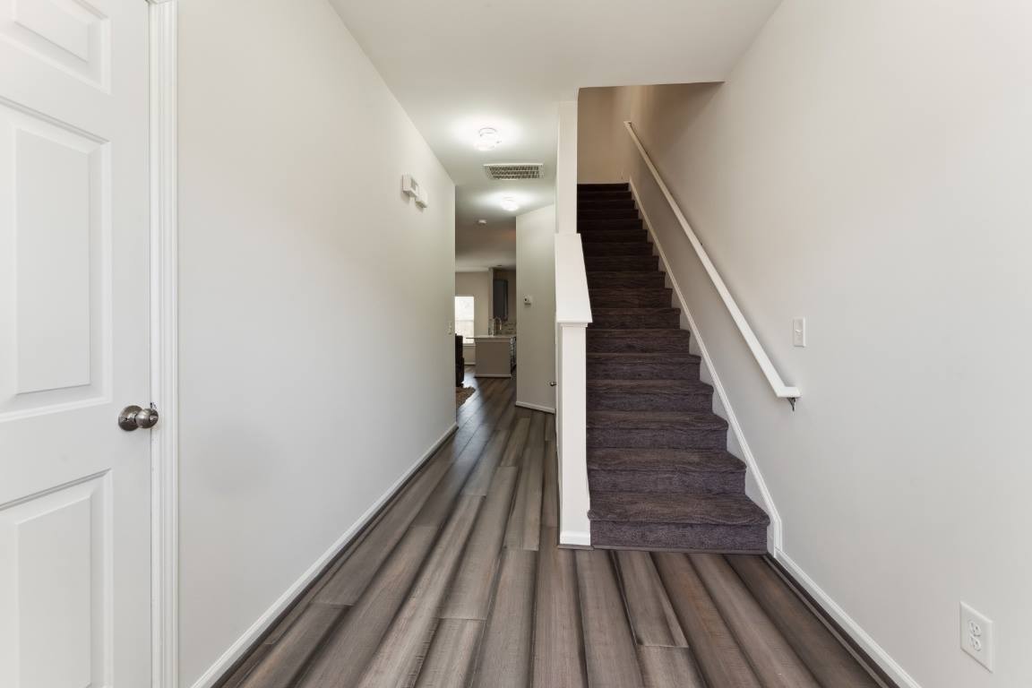 4729 Craigmoss Lane, Charlotte, NC 28278