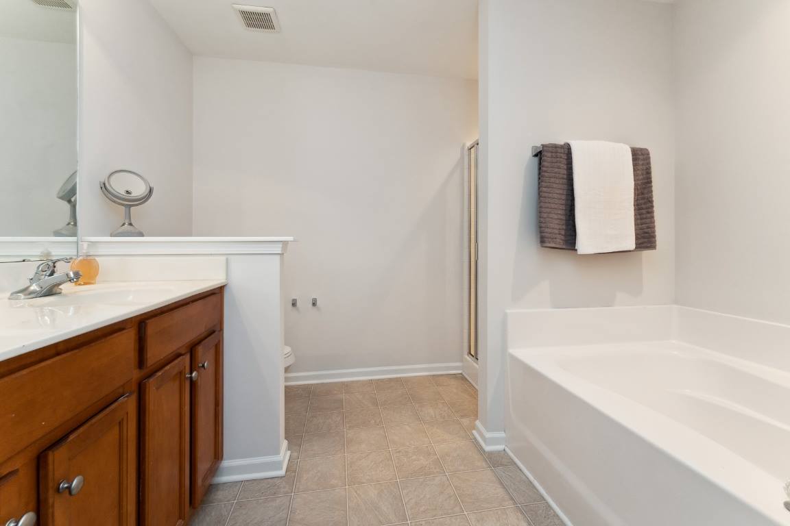 4729 Craigmoss Lane, Charlotte, NC 28278