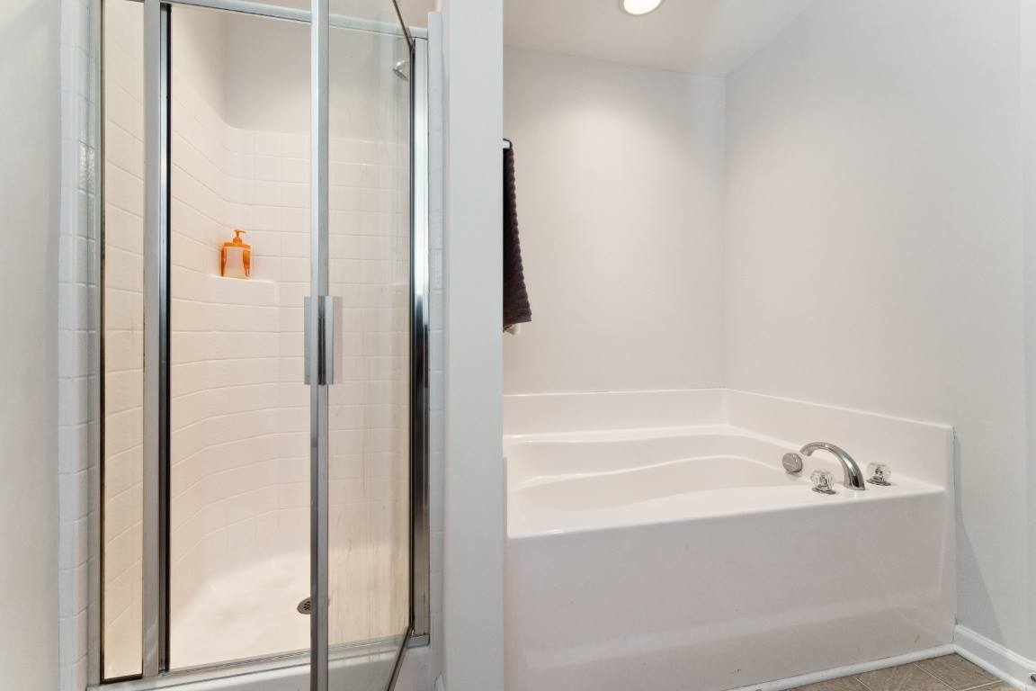 4729 Craigmoss Lane, Charlotte, NC 28278