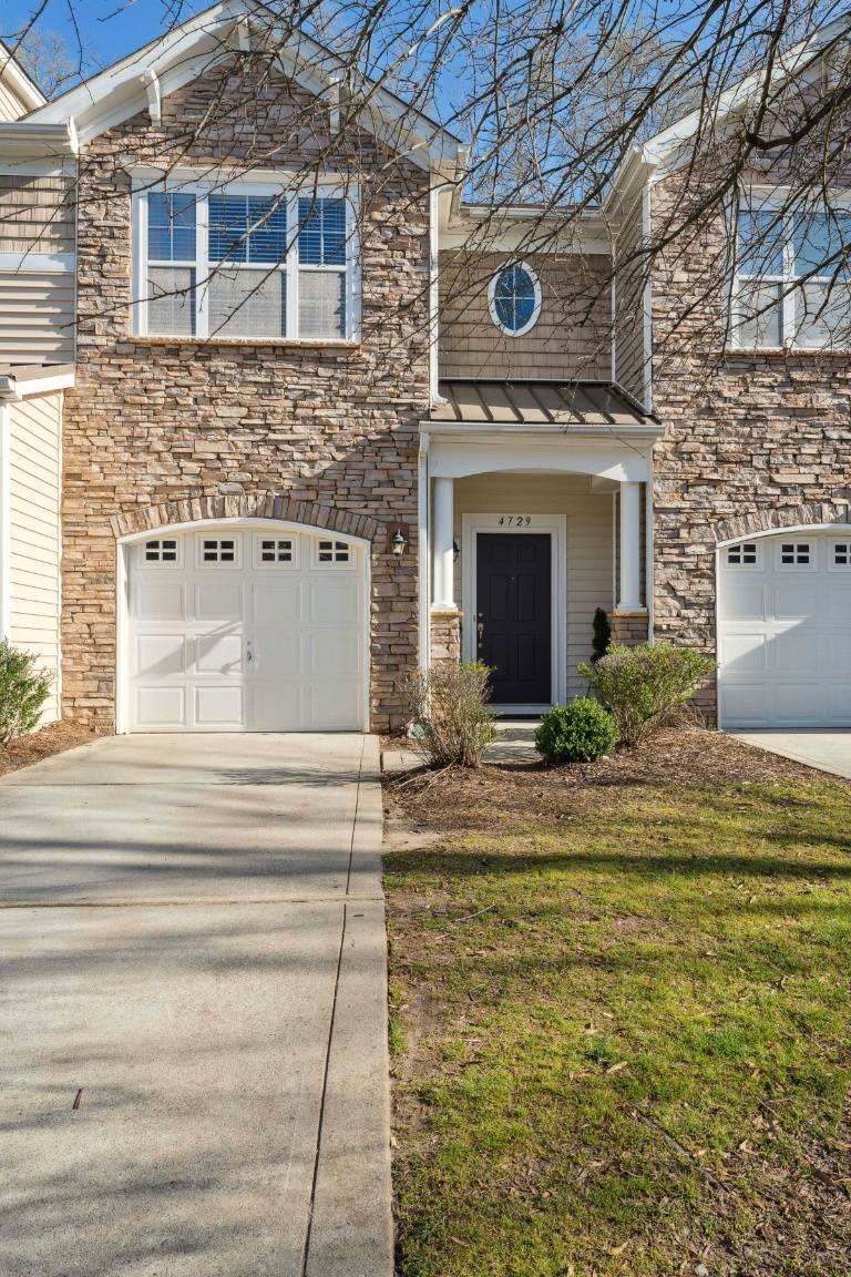 4729 Craigmoss Lane, Charlotte, NC 28278