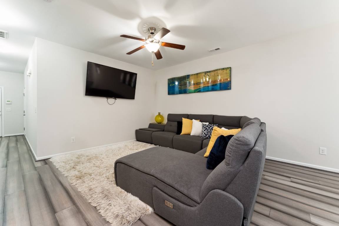 4729 Craigmoss Lane, Charlotte, NC 28278