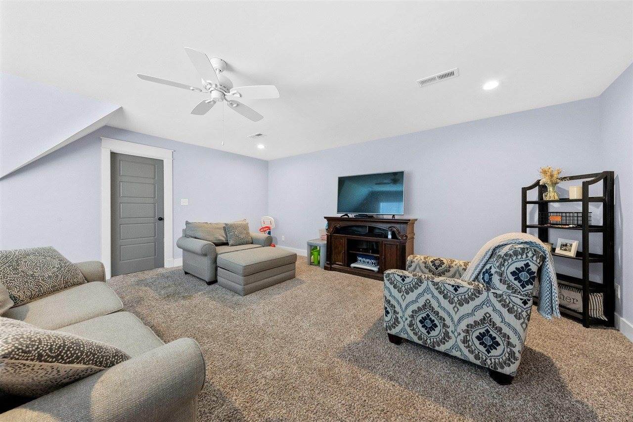 713 Spruce Court, Bowling Green, KY 42103