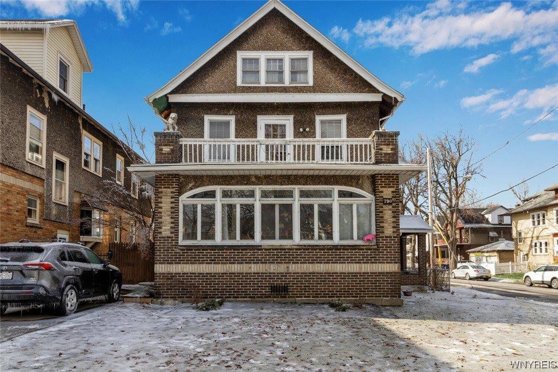 790 Mckinley Parkway, Buffalo, NY 14220