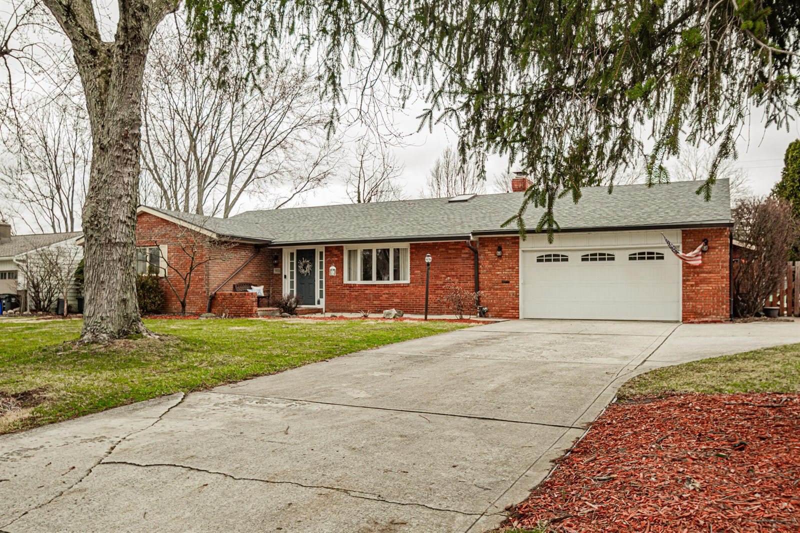 3901 Bickley Place, Columbus, OH 43220