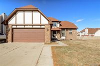 716 Bell Cove Court, Belleville, MI 48111