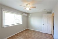 716 Bell Cove Court, Belleville, MI 48111