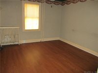 89 Oak Street, Windsor Locks, CT 06096
