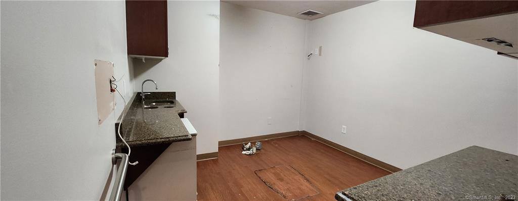 8-10 John Street, Fairfield, CT 06890