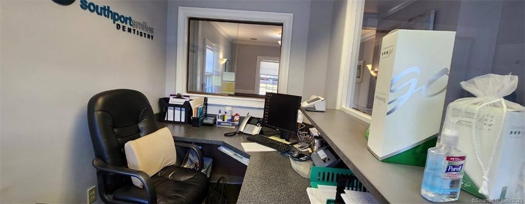 8-10 John Street, Fairfield, CT 06890