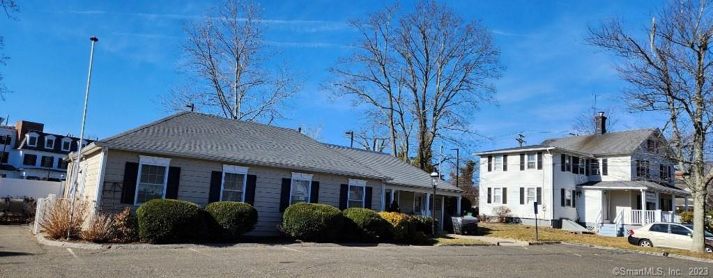 8-10 John Street, Fairfield, CT 06890