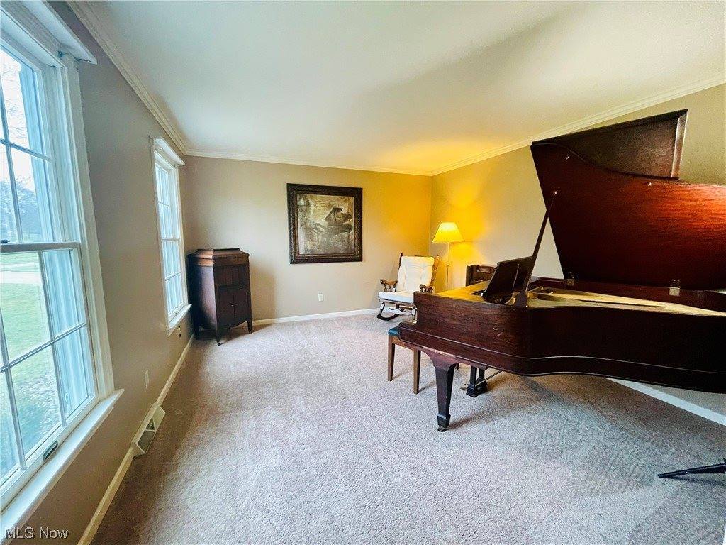 97 Topaz Circle, Canfield, OH 44406