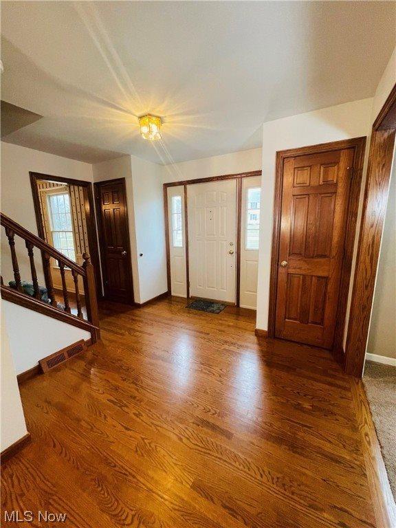 97 Topaz Circle, Canfield, OH 44406