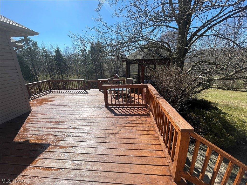 97 Topaz Circle, Canfield, OH 44406