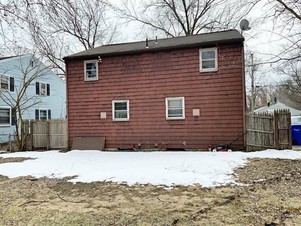 52-54 Campechi St, Springfield, MA 01104