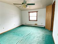 52-54 Campechi St, Springfield, MA 01104