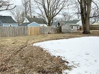 52-54 Campechi St, Springfield, MA 01104