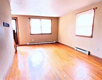 52-54 Campechi St, Springfield, MA 01104