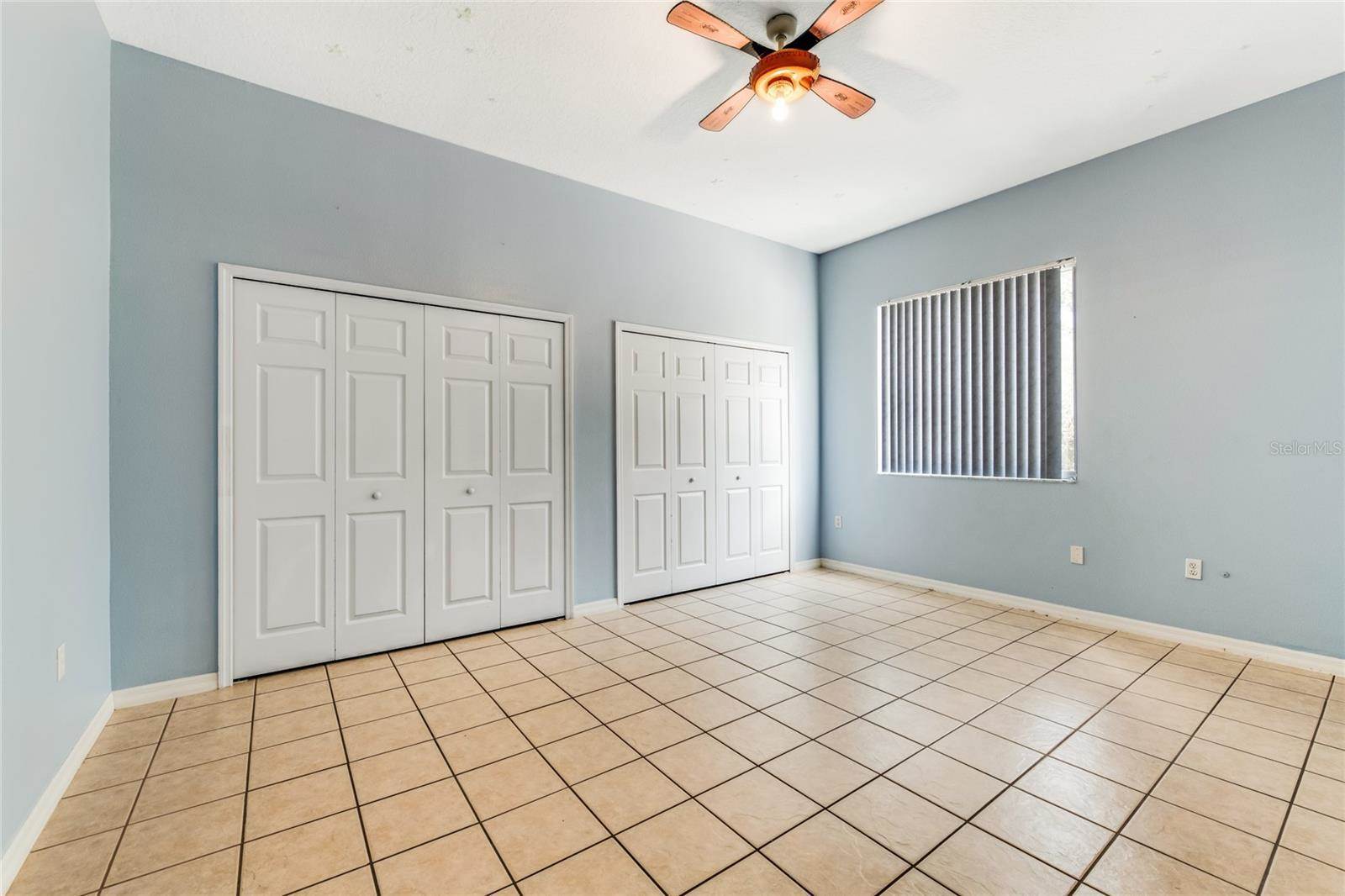 916 Florida Avenue, Orange City, FL 32763