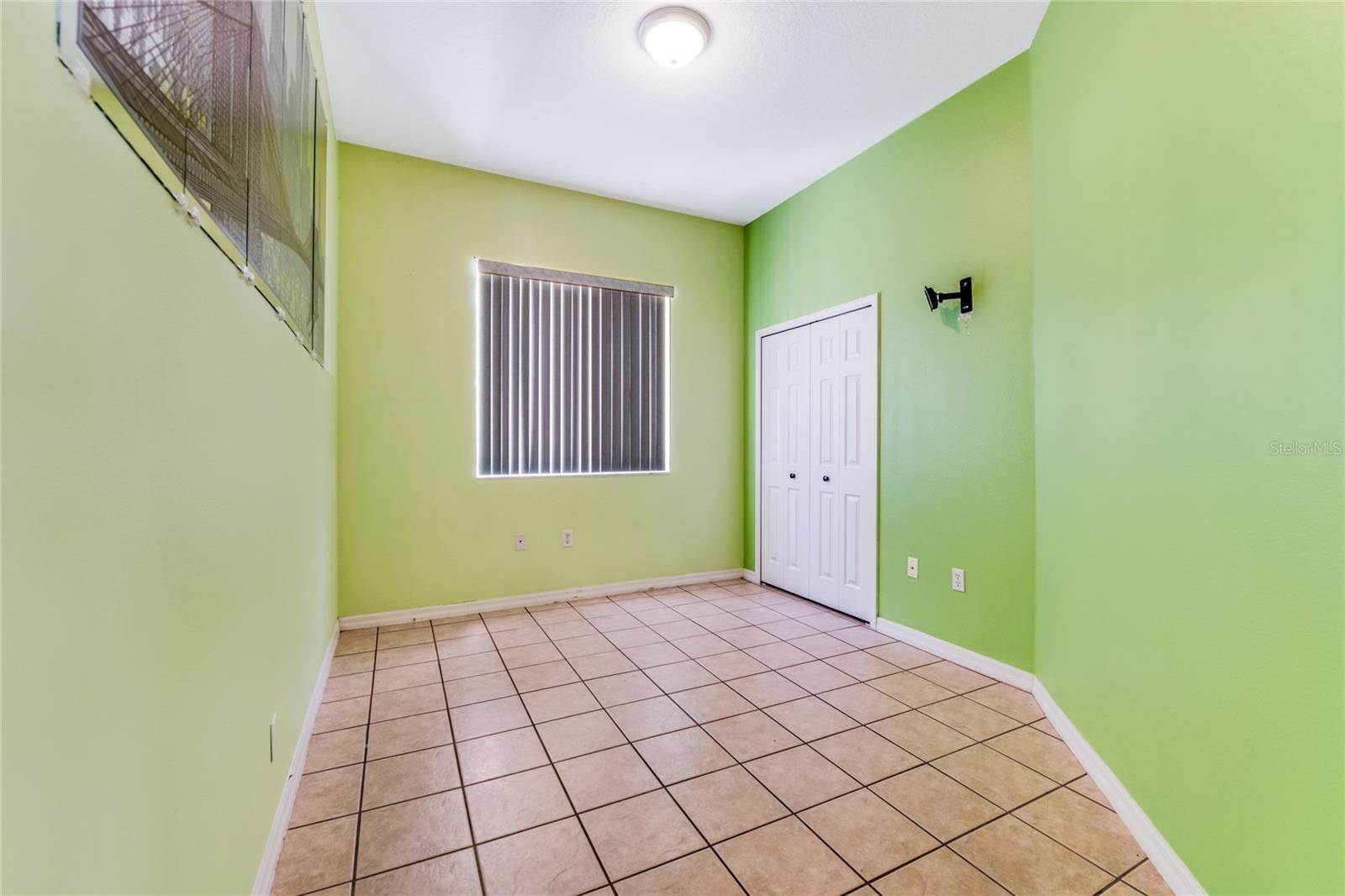 916 Florida Avenue, Orange City, FL 32763