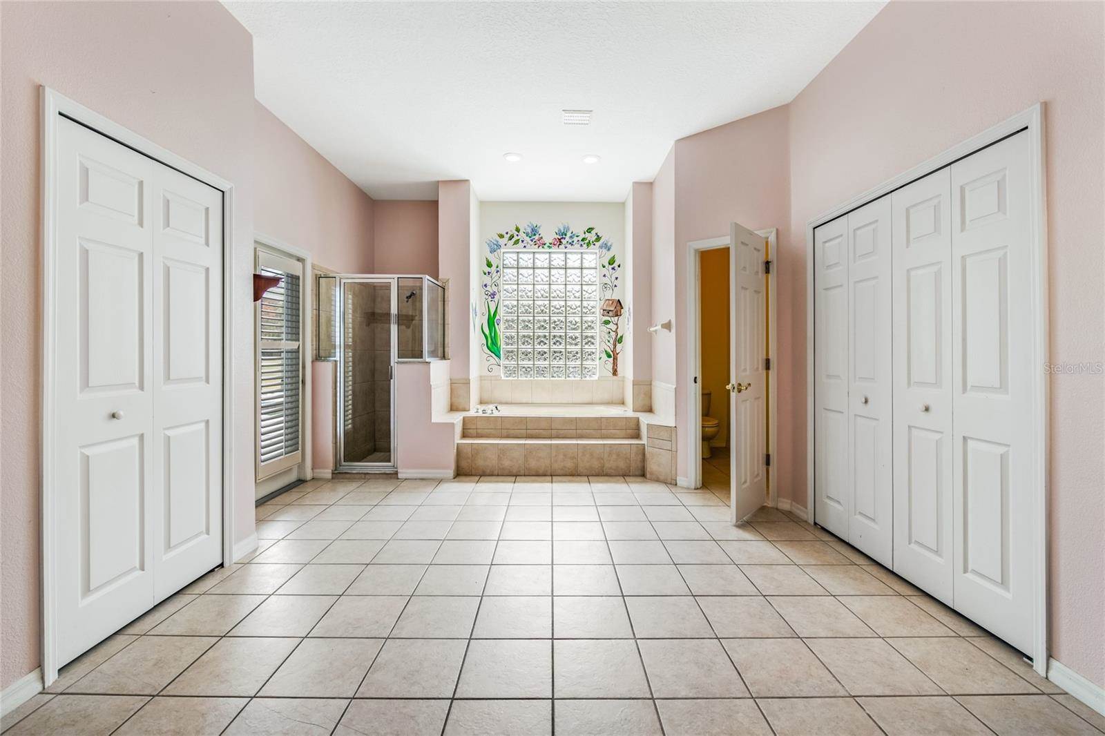 916 Florida Avenue, Orange City, FL 32763