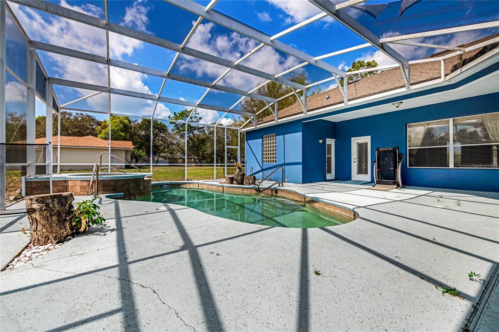 916 Florida Avenue, Orange City, FL 32763