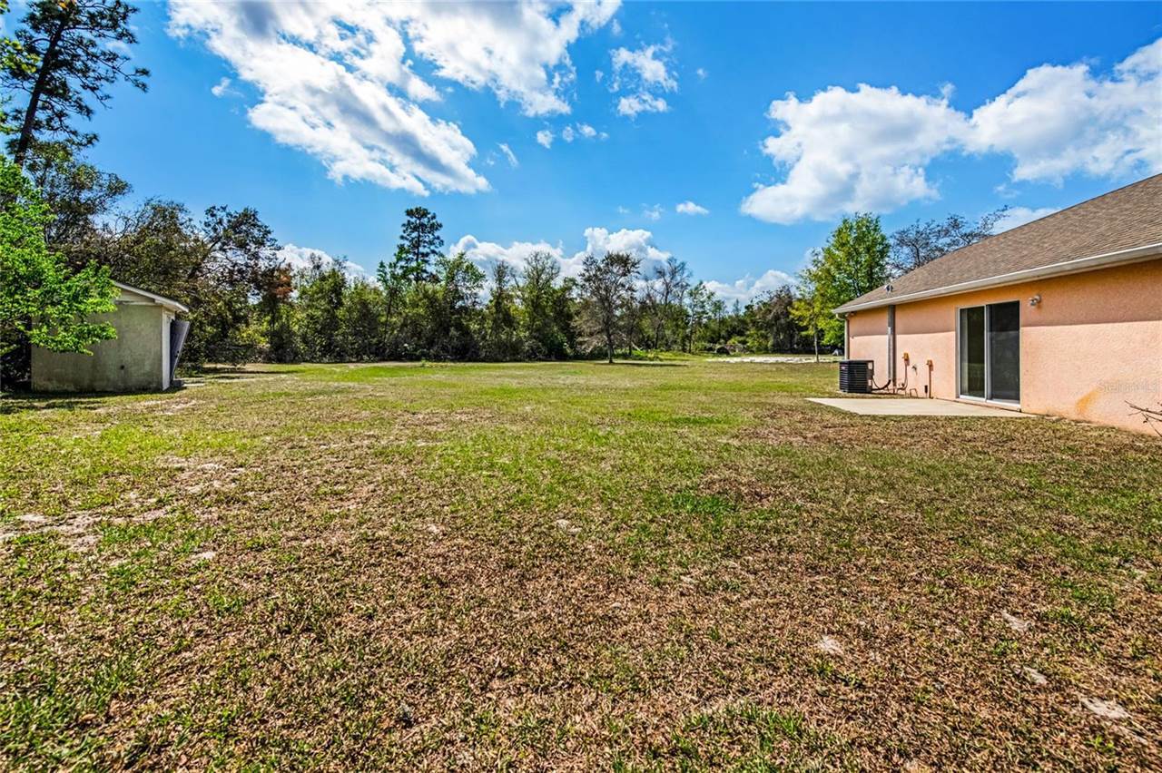 916 Florida Avenue, Orange City, FL 32763