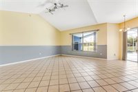 916 Florida Avenue, Orange City, FL 32763