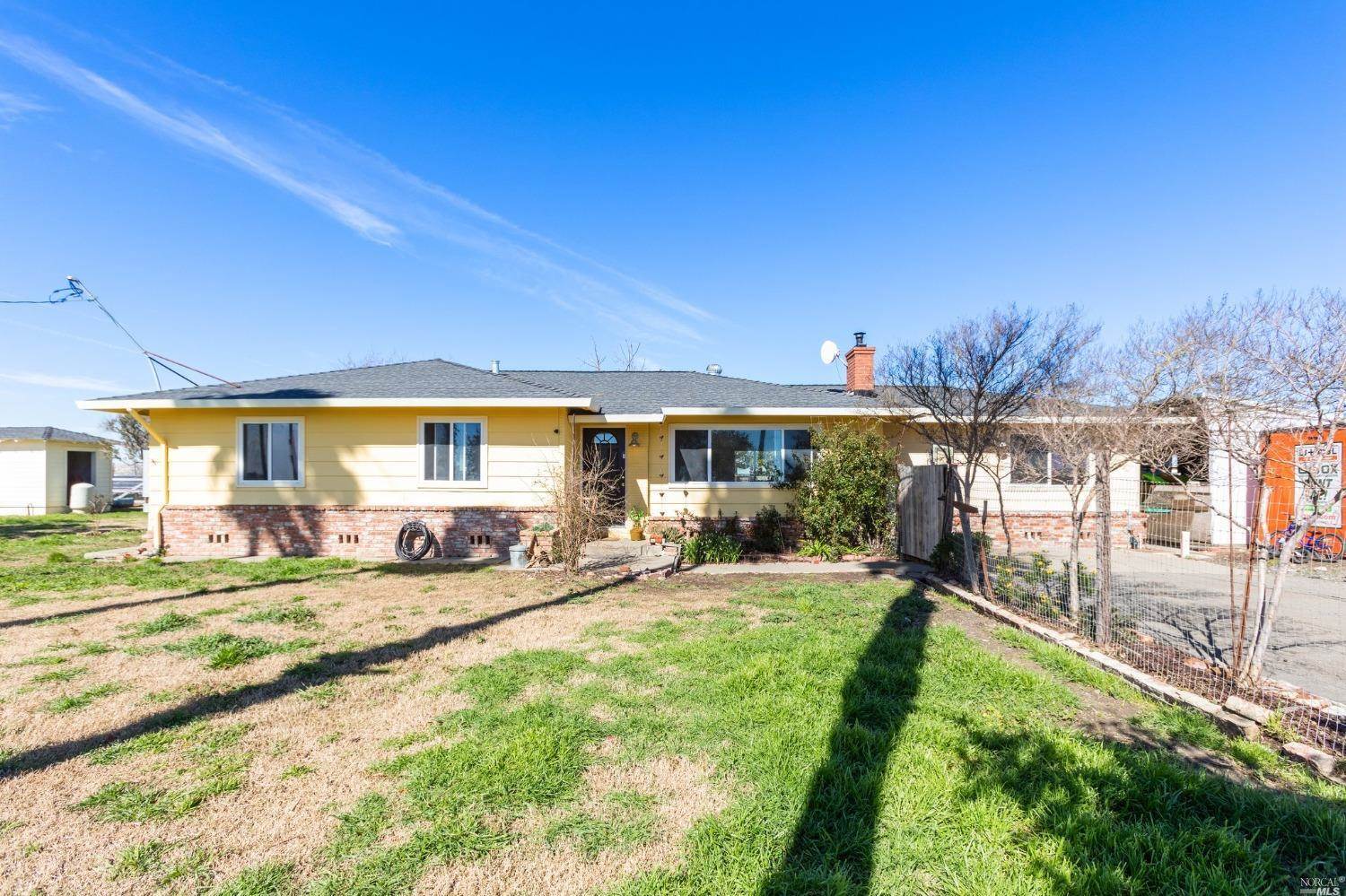 8119 King Road, Dixon, CA 95620