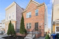 230 Plymouth St, Mt Washington, PA 15211