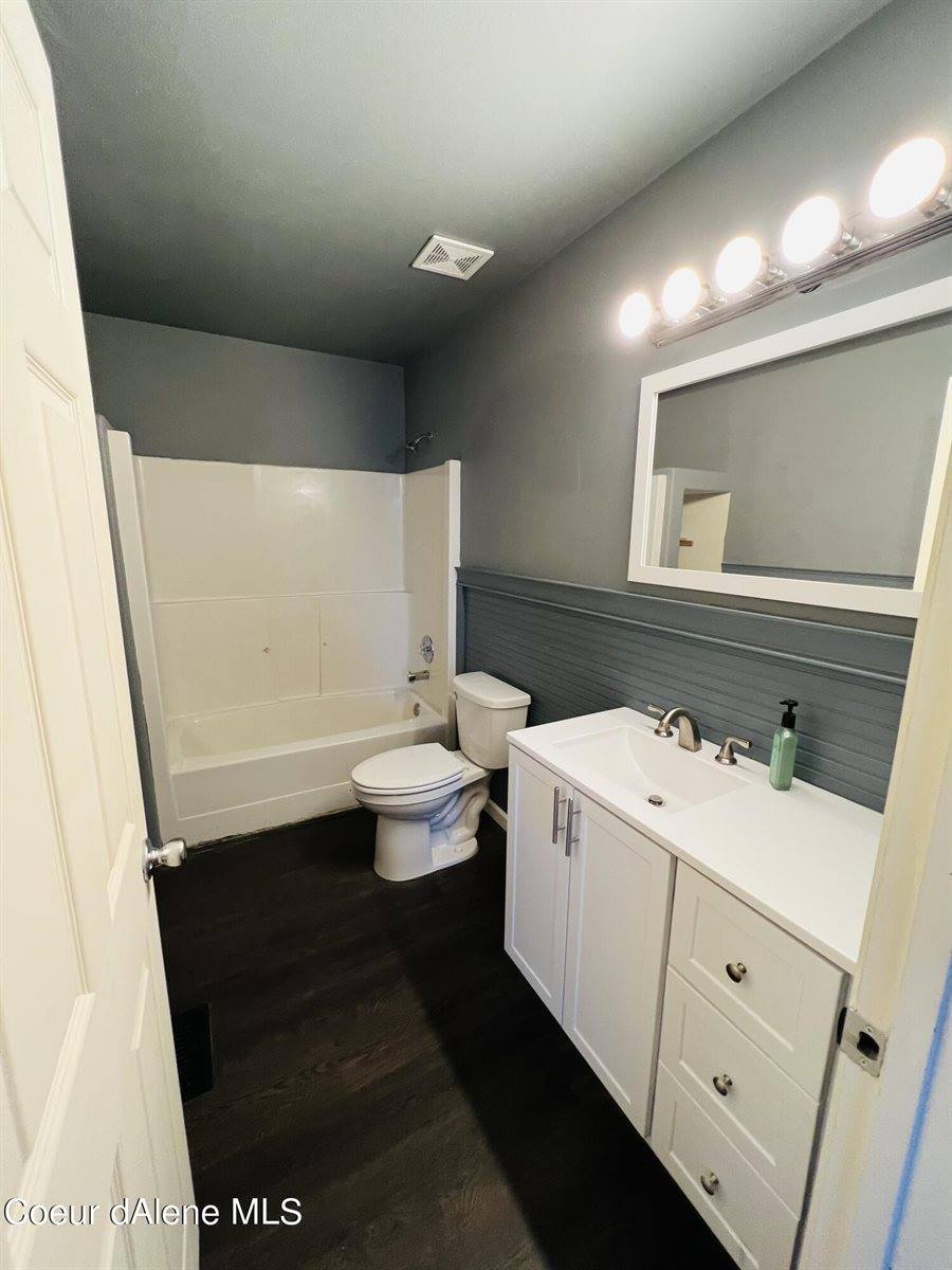 8100 West California St, Rathdrum, ID 83858