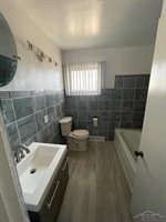 3329 Mysylvia, Saginaw, MI 48601