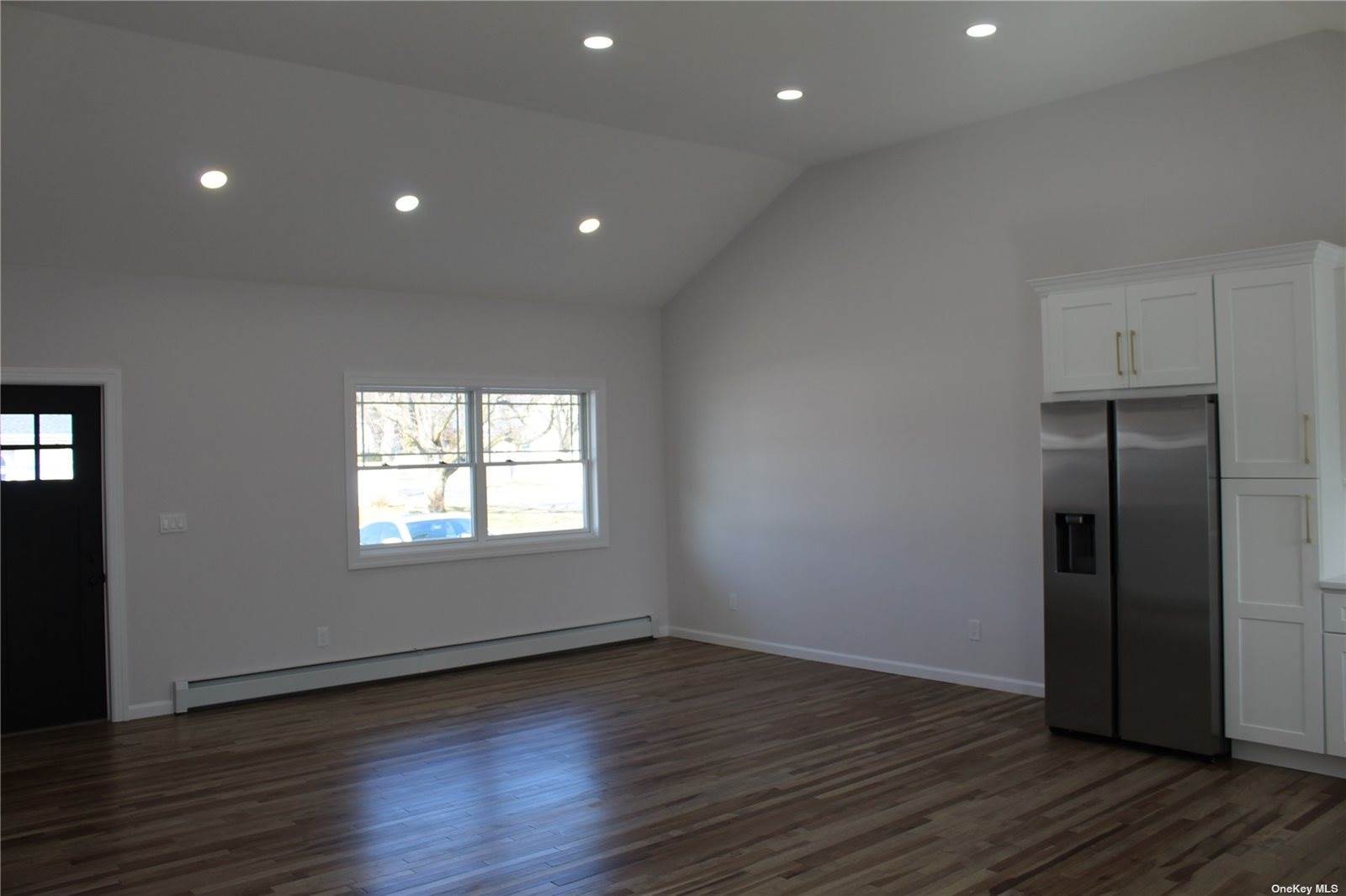 96 Smith Street, Central Islip, NY 11722