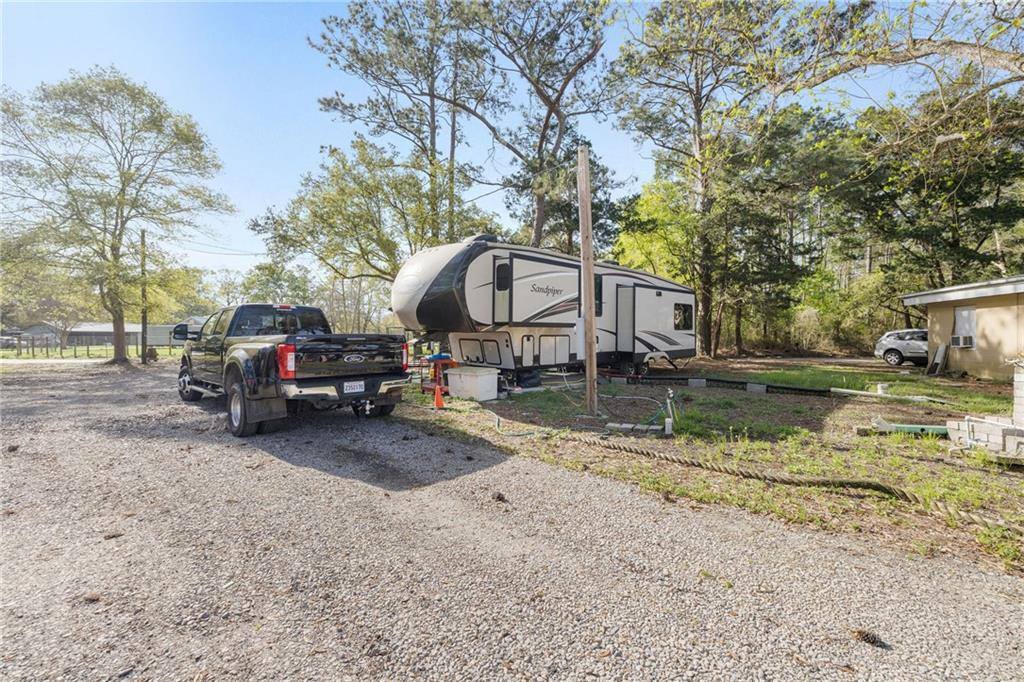 30012 Highway 22, Springfield, LA 70462