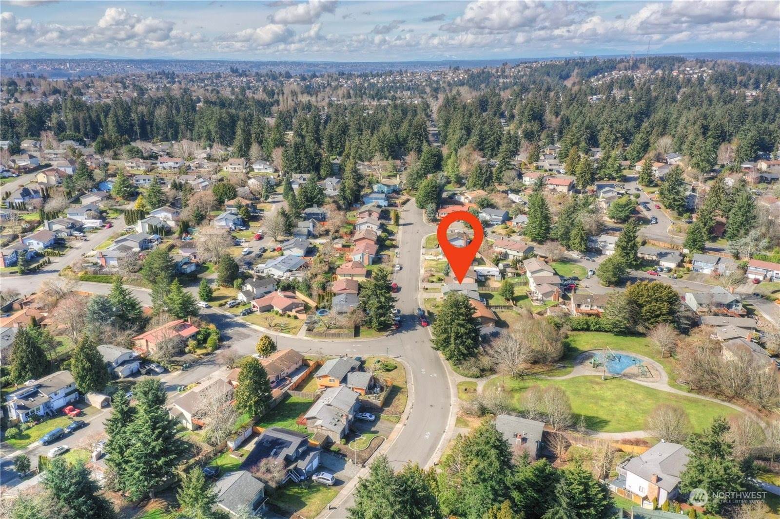 2812 SW 340th Place, Federal Way, WA 98023