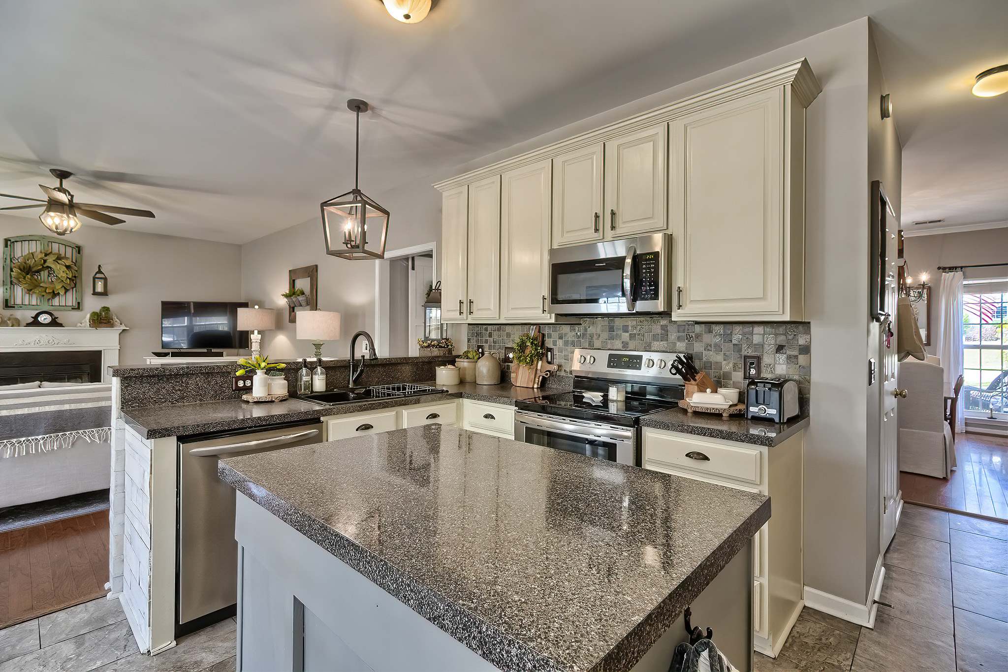 212 Baneberry Loop, Lexington, SC 29073