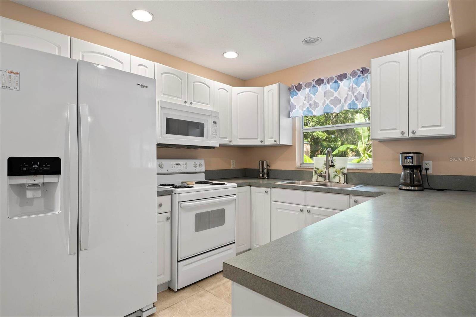 4233 Malden Drive, Sarasota, FL 34241