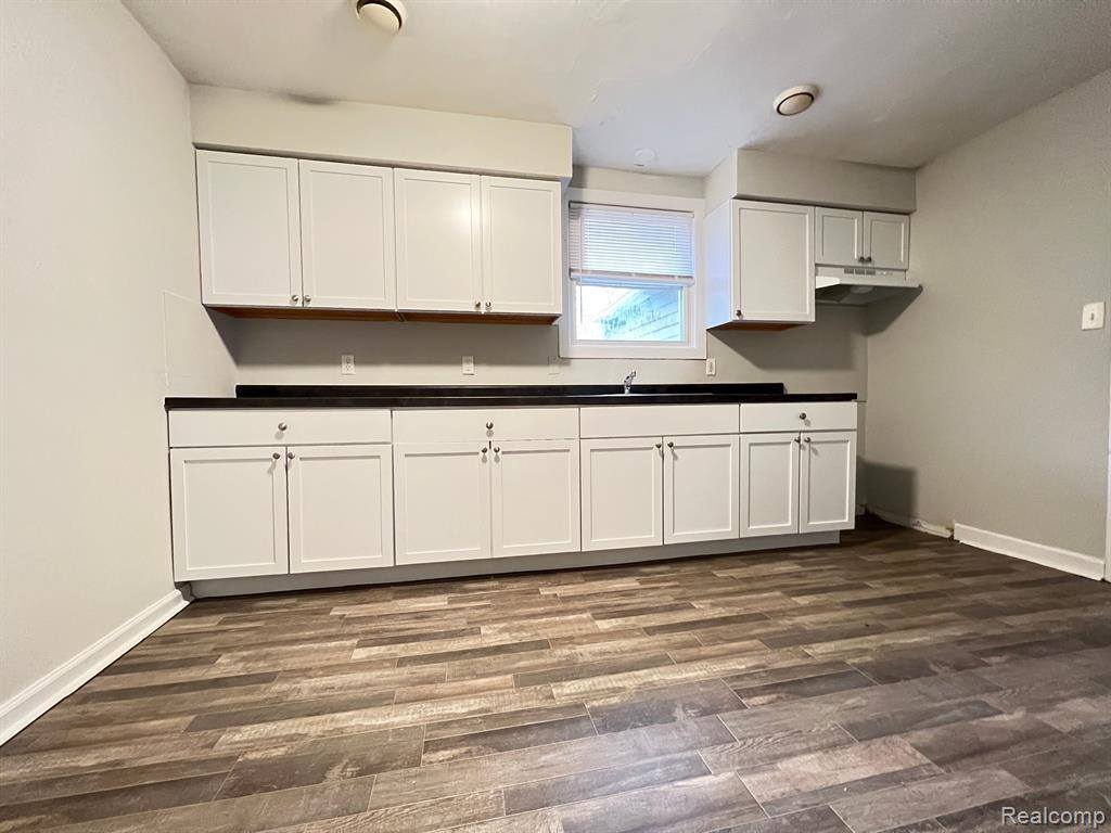 20210 Westhampton Avenue, Southfield, MI 48075