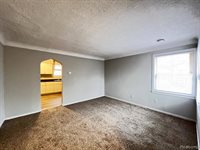 20210 Westhampton Avenue, Southfield, MI 48075