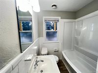 20210 Westhampton Avenue, Southfield, MI 48075
