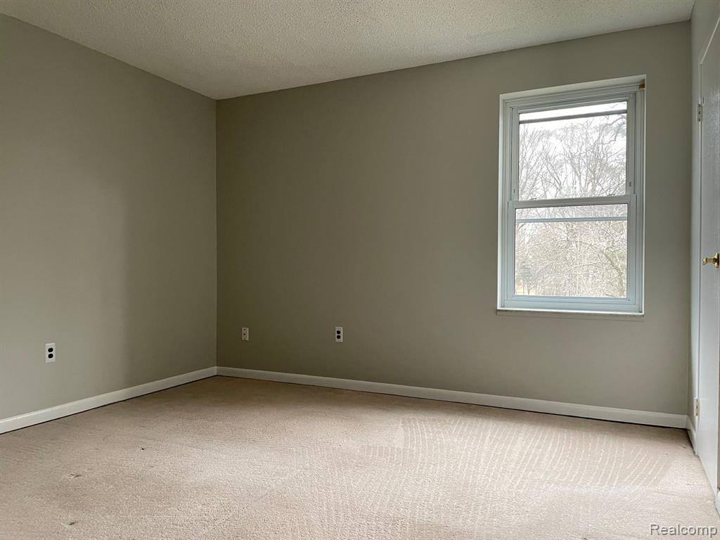 32815 Fargo Street, Livonia, MI 48152