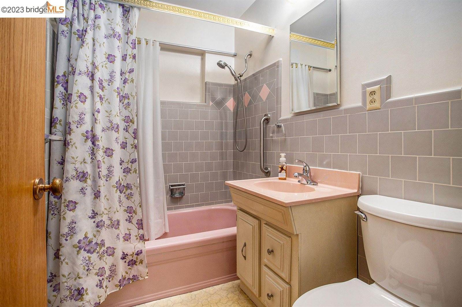 114 West 8Th St, Antioch, CA 94509