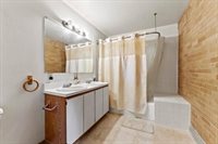 90 Mckinstry Ave, Chicopee, MA 01013