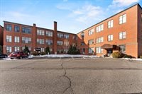 90 Mckinstry Ave, Chicopee, MA 01013