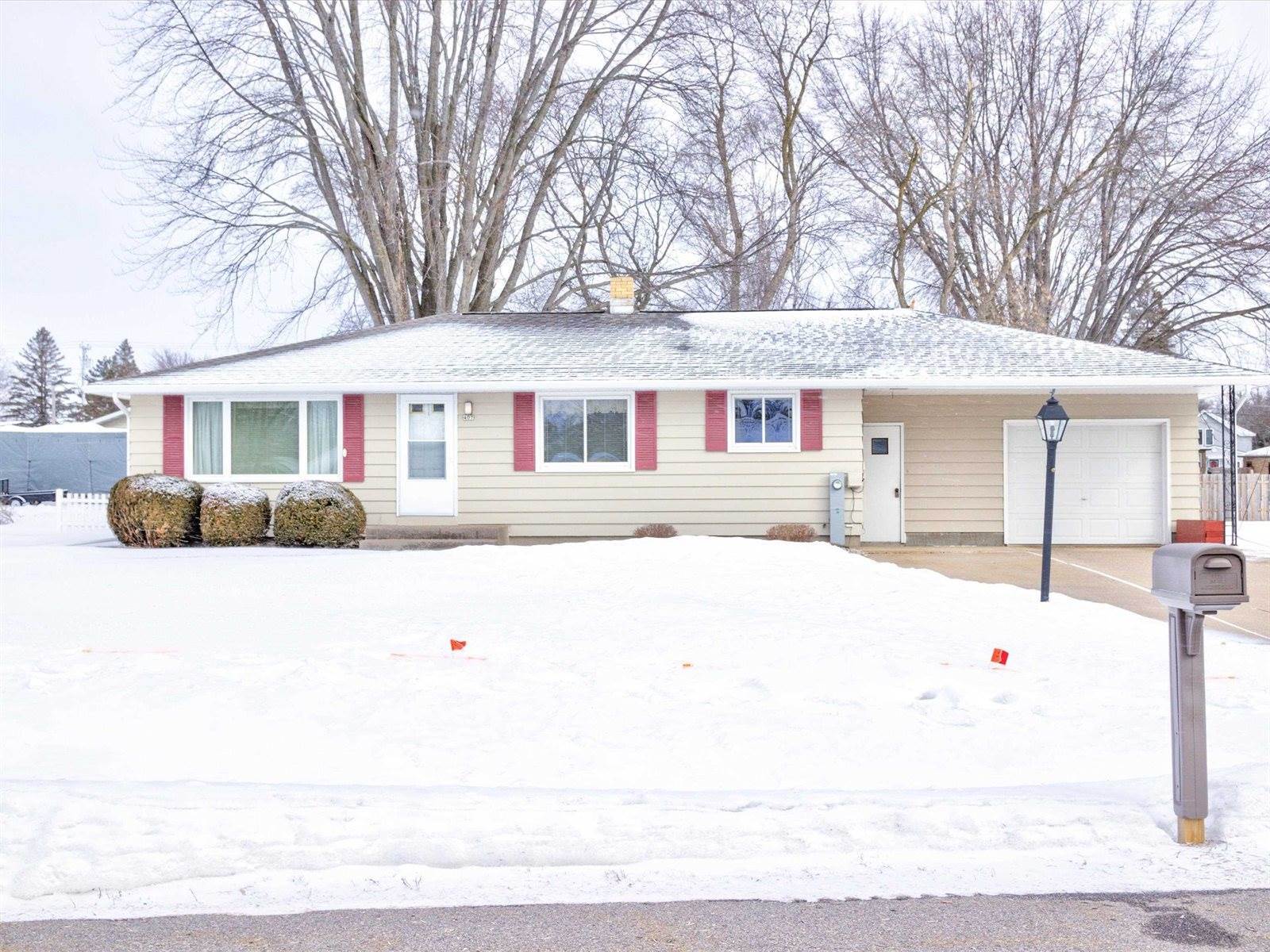 407 Wildwood Court, Marshfield, WI 54449