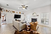 1049 Acorn Lane, Burleson, TX 76028